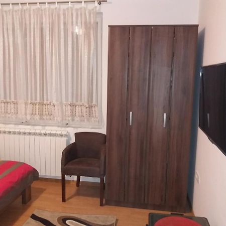 Apartman Donji Kraj Leilighet Cetinje Eksteriør bilde